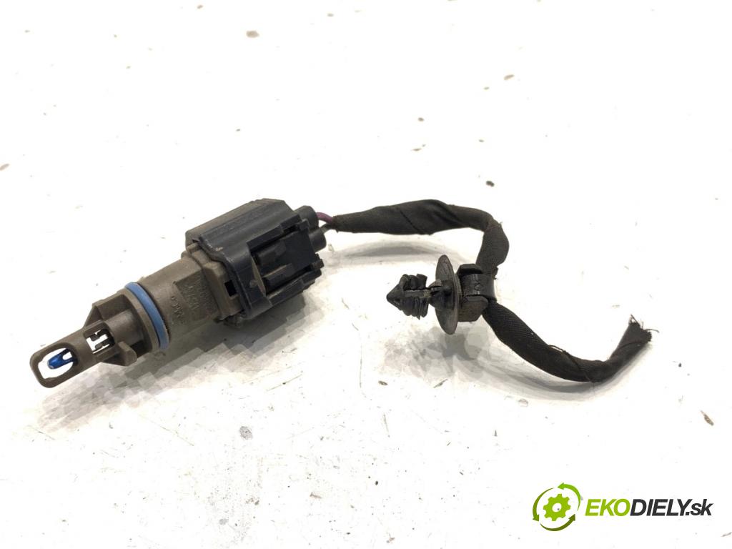 FORD USA ESCAPE III  2017 179 kW 2.0 179 kW [242 KM] 2017 - 2018 1983 Váha vzduchu  (Váha vzduchu)