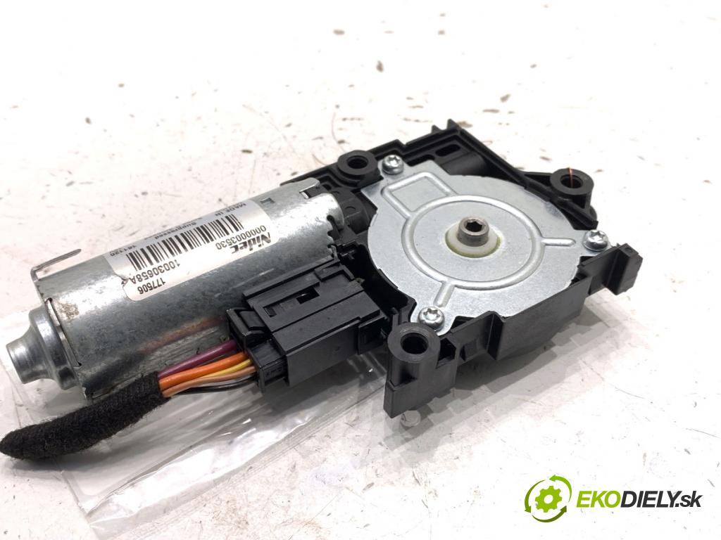 FORD USA ESCAPE III  2017 179 kW 2.0 179 kW [242 KM] 2017 - 2018 1983 Motor strešného okna 10030658A