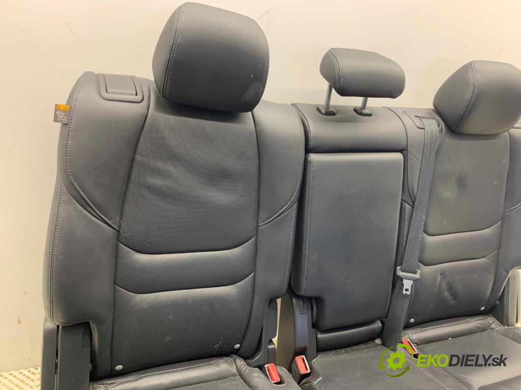 MAZDA CX-9 SUV 2016 184 kW 2.5 T AWD 2488 sedadlo druhý VLÁDA: