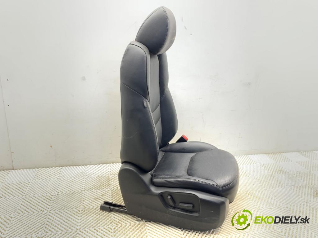 MAZDA CX-9 SUV 2016 184 kW 2.5 T AWD 2488 Sedadlo pravy predný