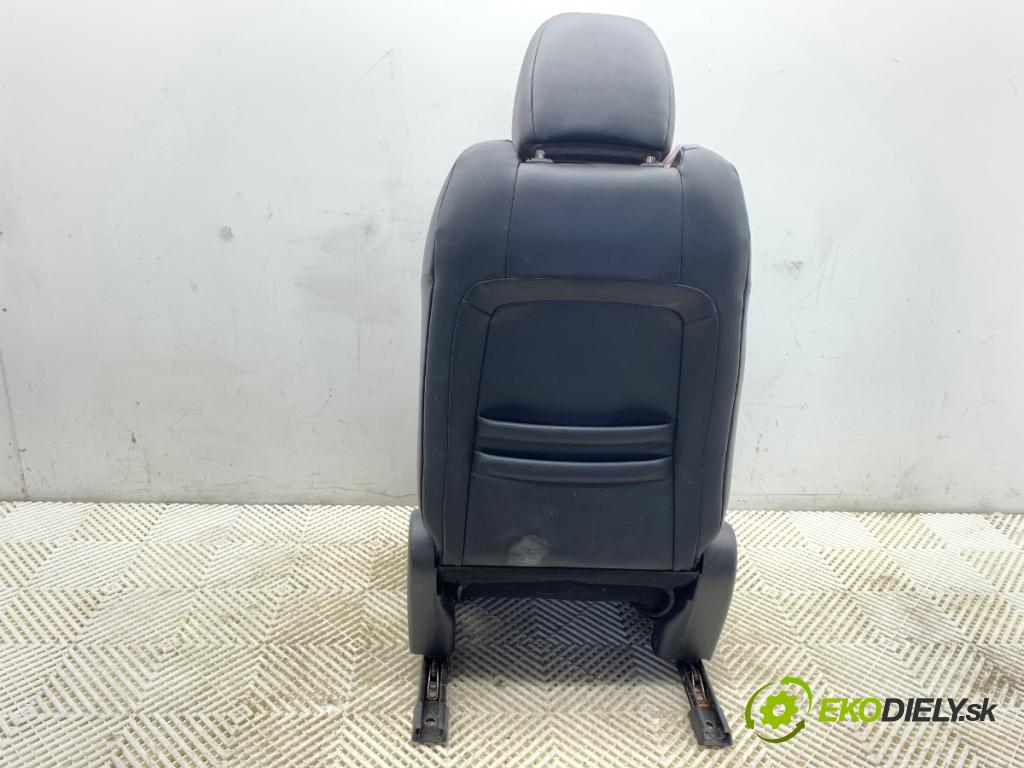 MAZDA CX-9 SUV 2016 184 kW 2.5 T AWD 2488 Sedadlo pravy predný