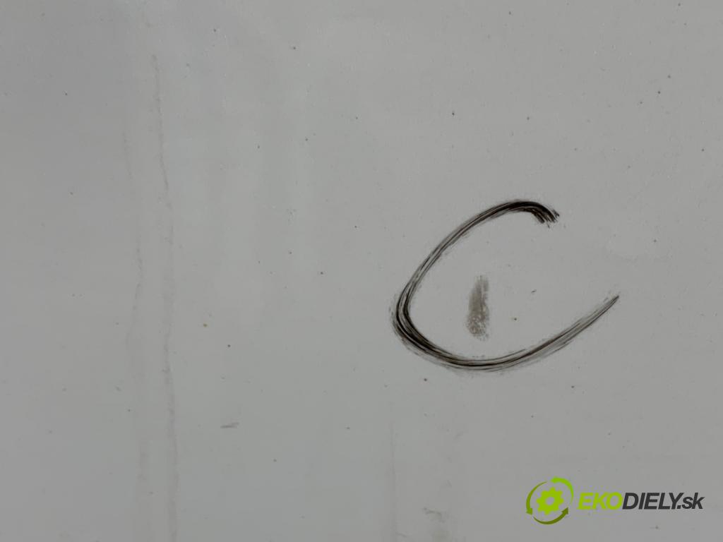 MAZDA CX-9 SUV 2016 184 kW 2.5 T AWD 2488 Dvere pravy predný