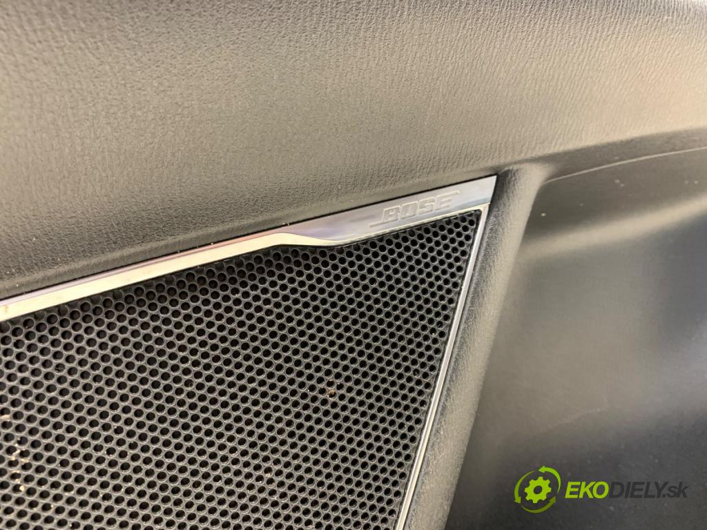 MAZDA CX-9 SUV 2016 184 kW 2.5 T AWD 2488 čalúnenie Dvere pravy zad Roleta