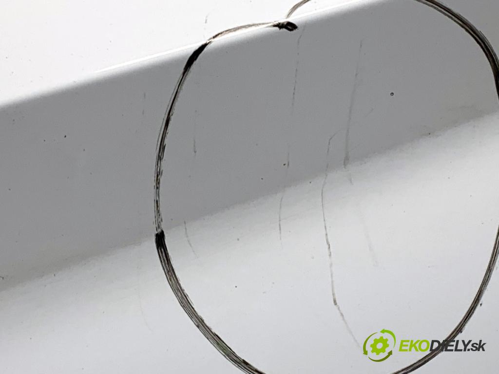 HYUNDAI i20 III liftback 2020 62 kW 1.2 1197 Dvere ľavy zad