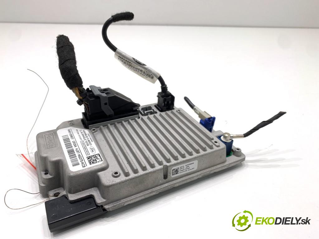 FORD USA ESCAPE III  2017 179 kW 2.0 179 kW [242 KM] 2017 - 2018 1983 Modul navigácie HJ5T-14G370-KBC