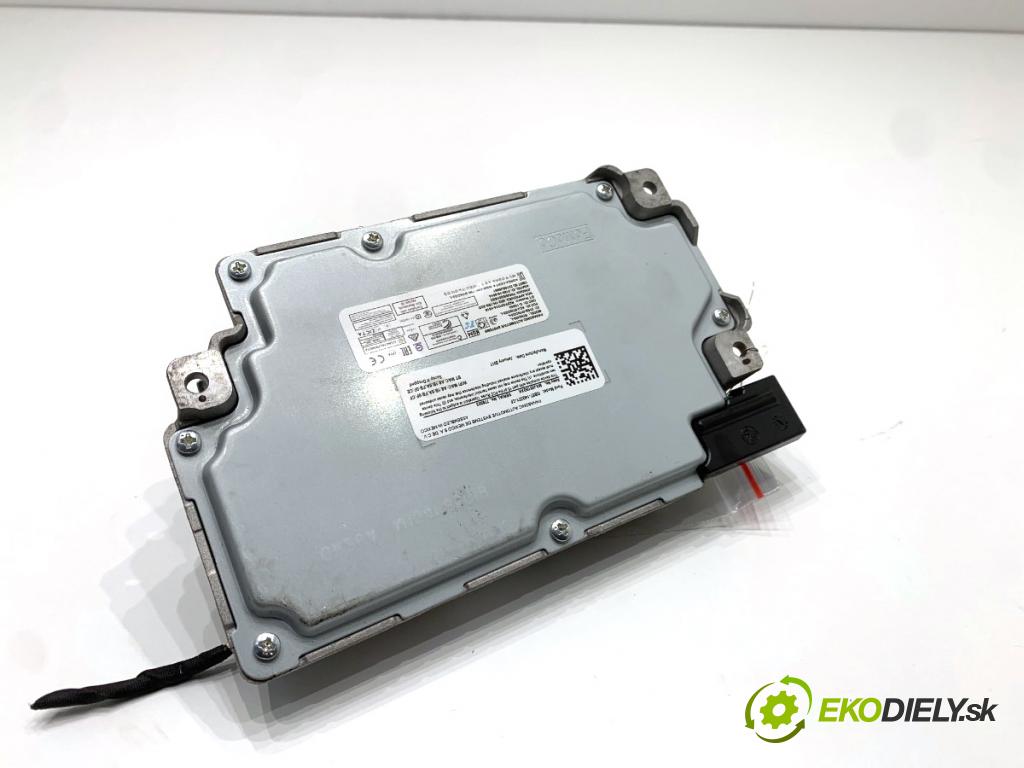 FORD USA ESCAPE III  2017 179 kW 2.0 179 kW [242 KM] 2017 - 2018 1983 Modul navigácie HJ5T-14G370-KBC