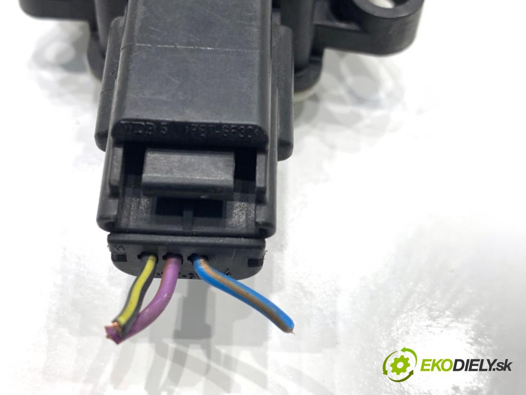 FORD USA ESCAPE III  2017 179 kW 2.0 179 kW [242 KM] 2017 - 2018 1983 Motorček rolety ŽALÚZIE: 6477R1003