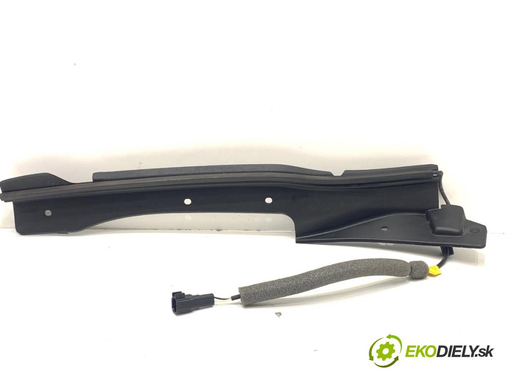 FORD USA ESCAPE III  2017 179 kW 2.0 179 kW [242 KM] 2017 - 2018 1983 Snímač zamok dverí ľavy G154-S406A77-AC