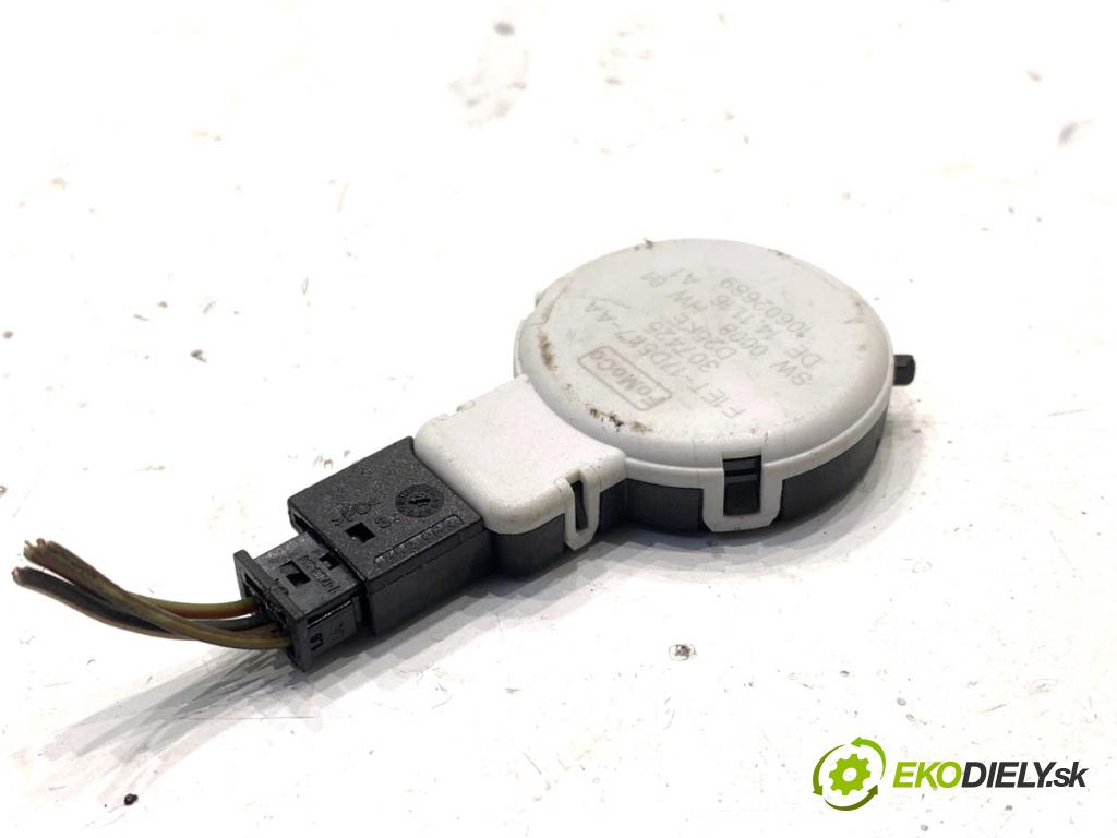 FORD USA ESCAPE III  2017 179 kW 2.0 179 kW [242 KM] 2017 - 2018 1983 Snímač dažďa F1ET-17D547-AA (Snímač dažďa)