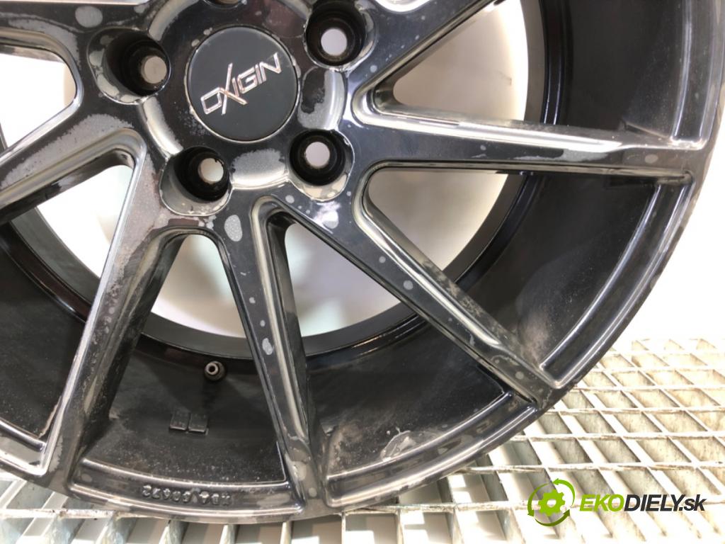 LEXUS IS sedan 2019 133 kW 300h (AVE30_) 2494 disky HLINÍK 18 8,5J 5X114,3 72 ET 35