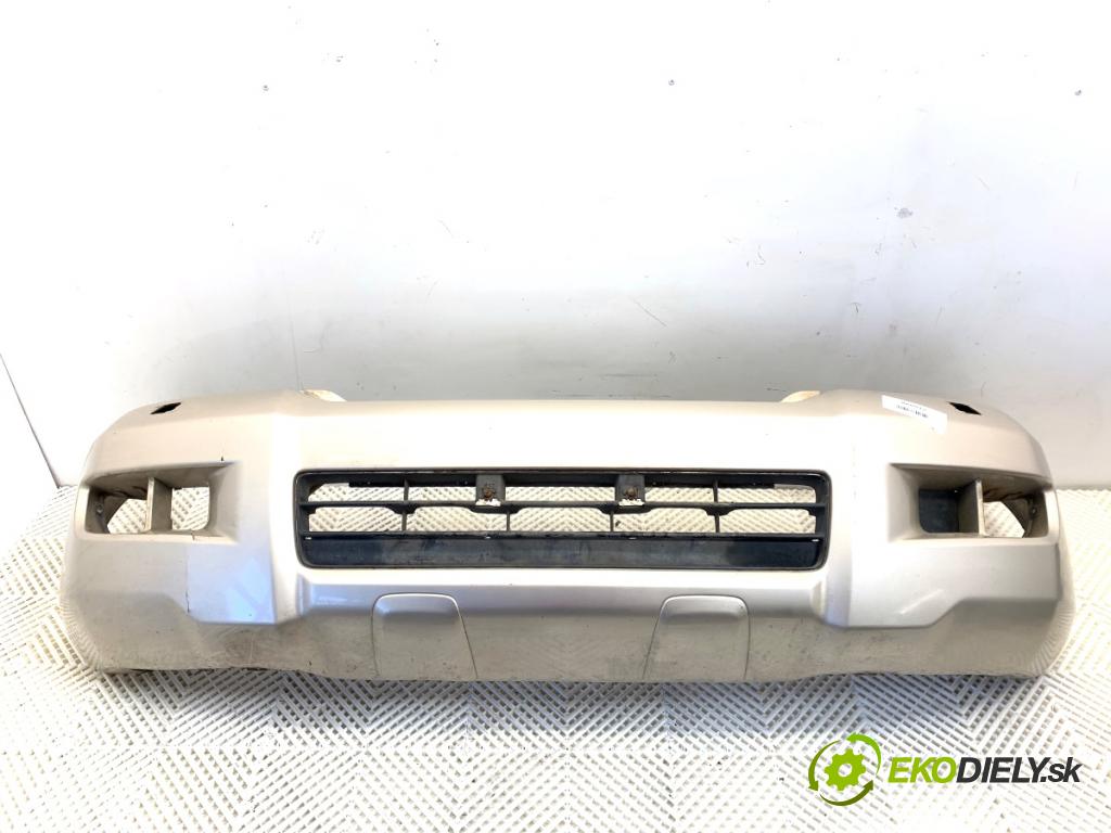 TOYOTA LAND CRUISER J12 samochód terenowy zamknięty 2006 127 kW 3.0 D-4D (KDJ120, KDJ125, KDJ121) 2982 nárazník přední část  (Klika dveří ostatní)