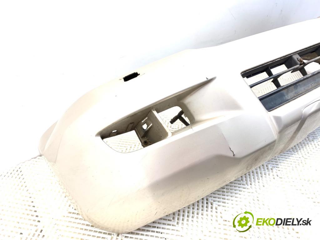 TOYOTA LAND CRUISER J12 samochód terenowy zamknięty 2006 127 kW 3.0 D-4D (KDJ120, KDJ125, KDJ121) 2982 nárazník přední část  (Klika dveří ostatní)