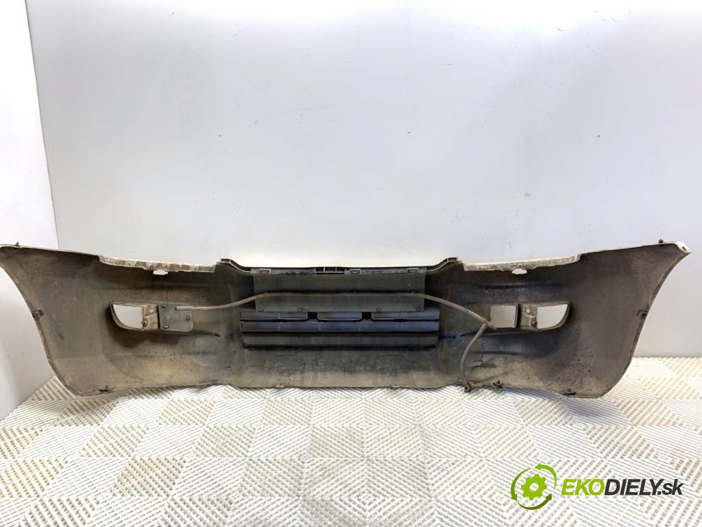 TOYOTA LAND CRUISER J12 samochód terenowy zamknięty 2006 127 kW 3.0 D-4D (KDJ120, KDJ125, KDJ121) 2982 nárazník přední část  (Klika dveří ostatní)