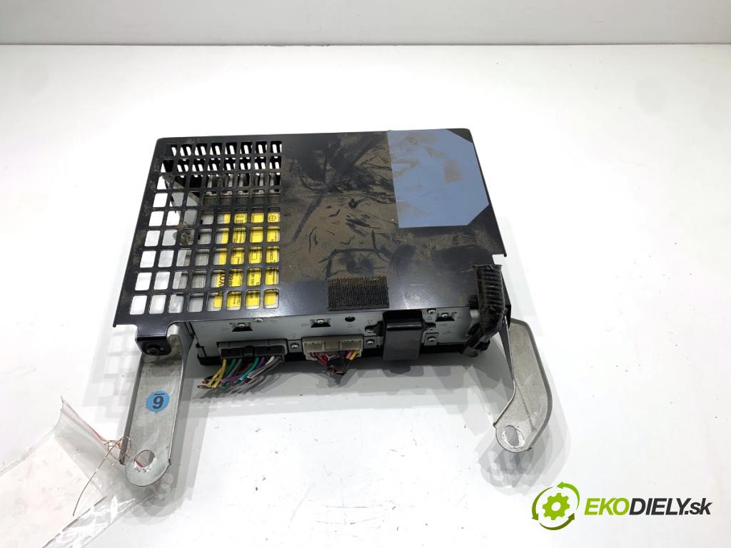 TOYOTA LAND CRUISER J12 samochód terenowy zamknięty 2006 127 kW 3.0 D-4D (KDJ120, KDJ125, KDJ121) 2982 zesilovač 86280-60291 (Zesilovač)