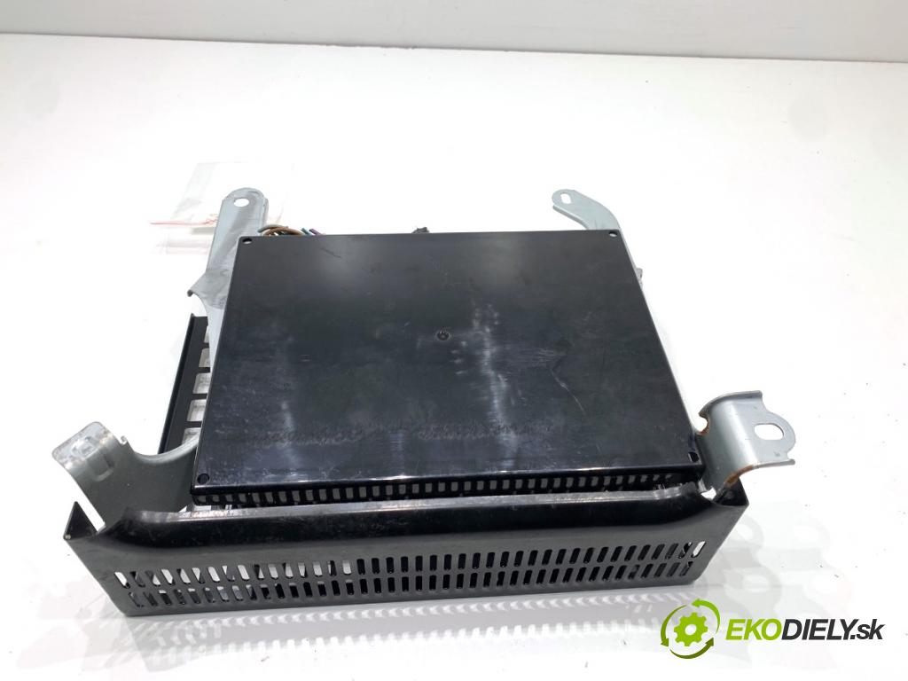 TOYOTA LAND CRUISER J12 samochód terenowy zamknięty 2006 127 kW 3.0 D-4D (KDJ120, KDJ125, KDJ121) 2982 zesilovač 86280-60291 (Zesilovač)