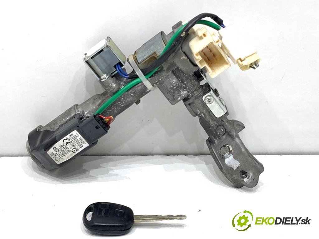 TOYOTA LAND CRUISER J12 samochód terenowy zamknięty 2006 127 kW 3.0 D-4D (KDJ120, KDJ125, KDJ121) 2982 spínačka 45020-60-15 (Spínací skříňka)