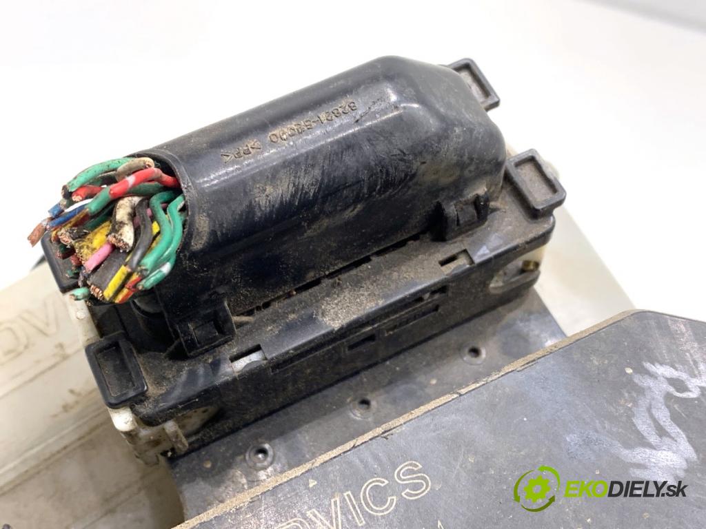 TOYOTA LAND CRUISER J12 samochód terenowy zamknięty 2006 127 kW 3.0 D-4D (KDJ120, KDJ125, KDJ121) 2982 Posilovač bŕzd 89541-60061