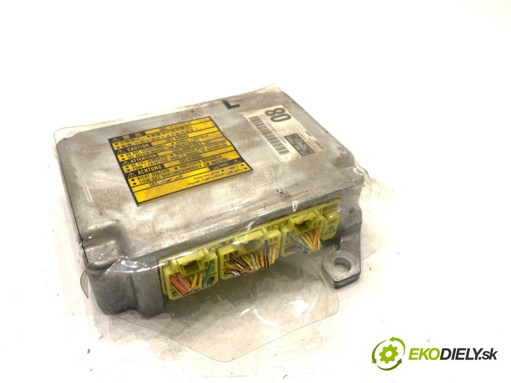 TOYOTA LAND CRUISER J12 samochód terenowy zamknięty 2006 127 kW 3.0 D-4D (KDJ120, KDJ125, KDJ121) 2982 senzor airbag 89170-60130 (Snímač)