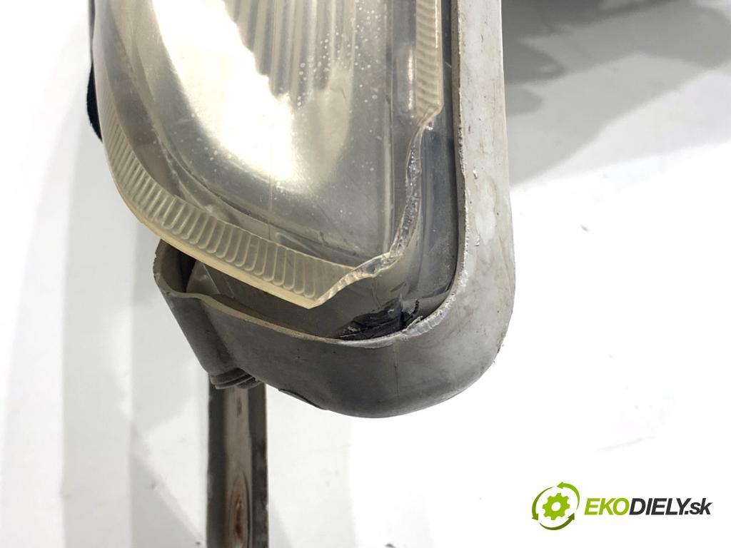 TOYOTA LAND CRUISER J12 samochód terenowy zamknięty 2006 127 kW 3.0 D-4D (KDJ120, KDJ125, KDJ121) 2982 světlomet levý přední část