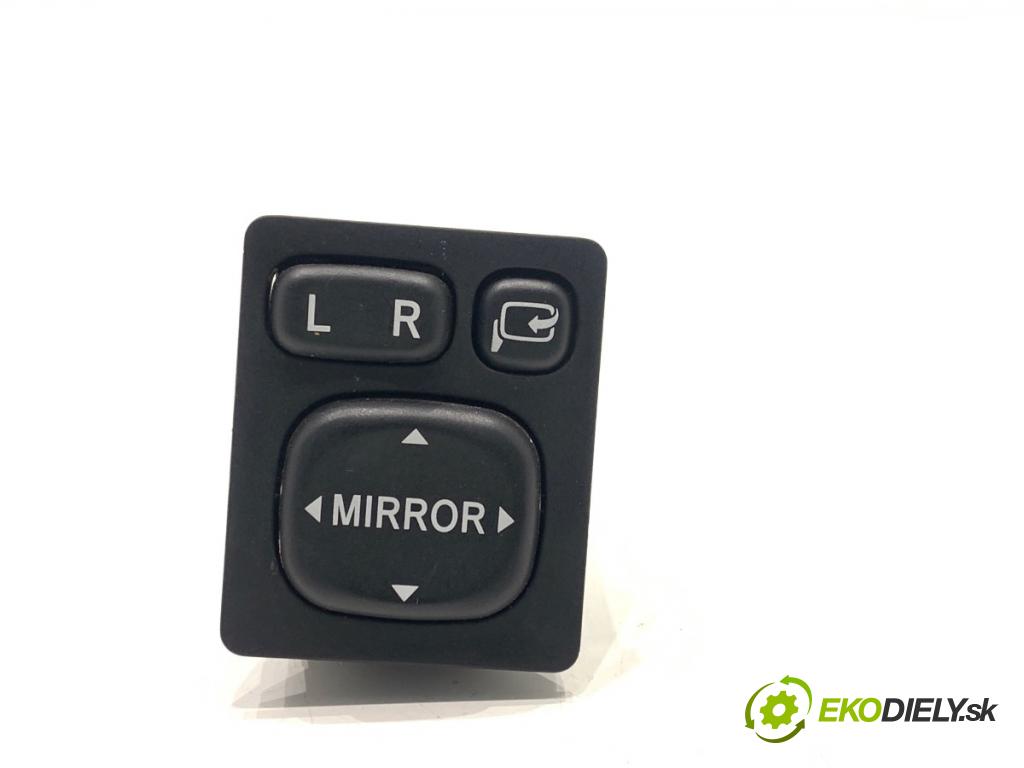 TOYOTA LAND CRUISER J12 samochód terenowy zamknięty 2006 127 kW 3.0 D-4D (KDJ120, KDJ125, KDJ121) 2982 přepínač nastavení zpětných zrcátek  (Páčky pod volantem)