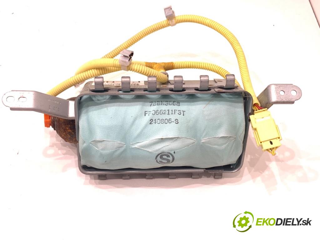 TOYOTA LAND CRUISER J12 samochód terenowy zamknięty 2006 127 kW 3.0 D-4D (KDJ120, KDJ125, KDJ121) 2982 AirBag spolujezdce  (Airbag)