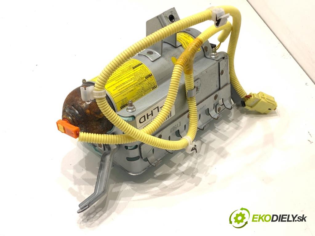 TOYOTA LAND CRUISER J12 samochód terenowy zamknięty 2006 127 kW 3.0 D-4D (KDJ120, KDJ125, KDJ121) 2982 AirBag spolujazdca  (Airbag)