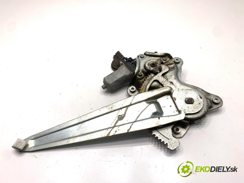 TOYOTA LAND CRUISER J12 samochód terenowy zamknięty 2006 127 kW 3.0 D-4D (KDJ120, KDJ125, KDJ121) 2982 mechanismus okna levý zadní část 85710-58010