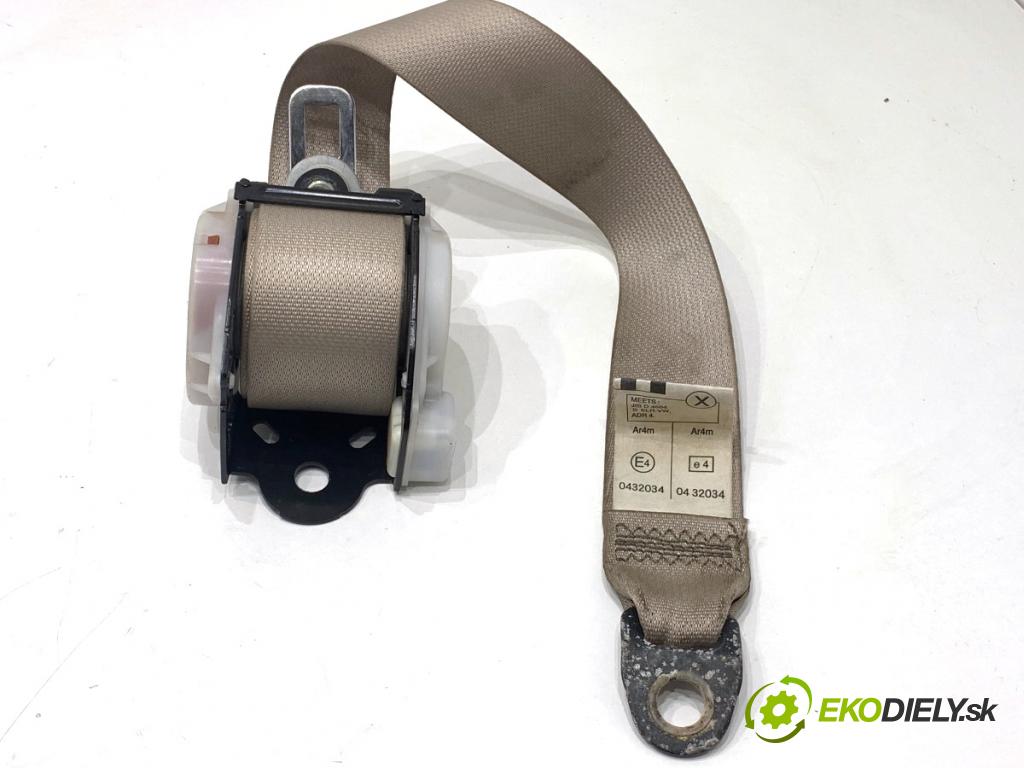 TOYOTA LAND CRUISER J12 samochód terenowy zamknięty 2006 127 kW 3.0 D-4D (KDJ120, KDJ125, KDJ121) 2982 Držiak BEZPEČNOSŤ pravy zad tretí rad