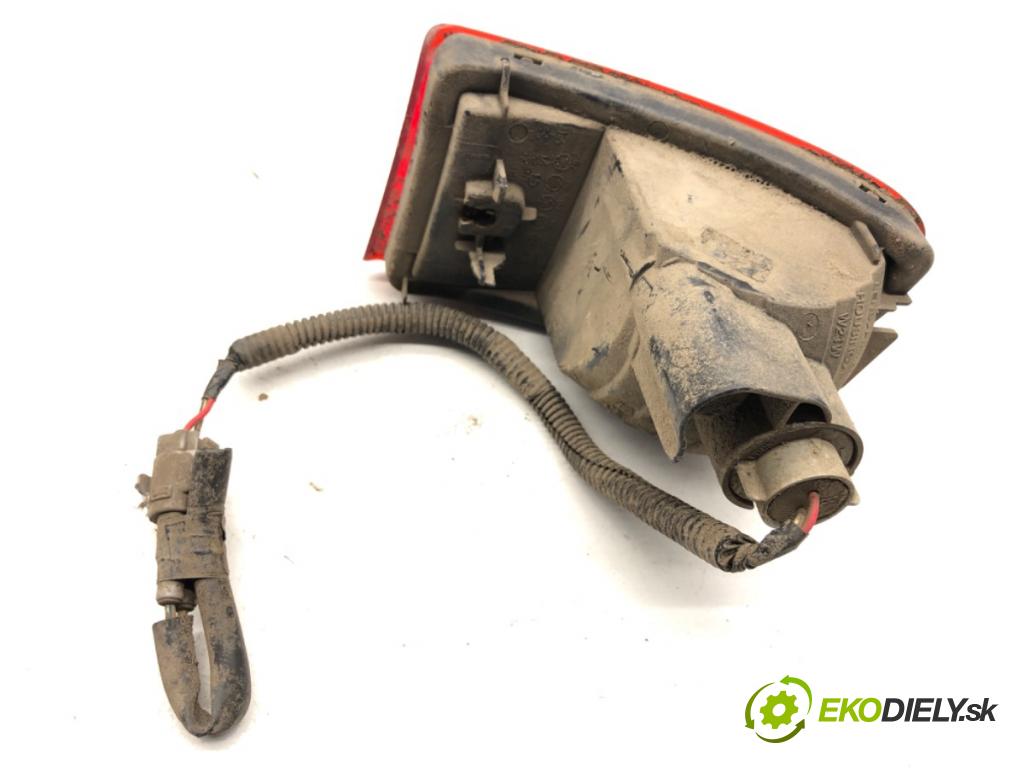 TOYOTA LAND CRUISER J12 samochód terenowy zamknięty 2006 127 kW 3.0 D-4D (KDJ120, KDJ125, KDJ121) 2982 Svetlo nárazníka ľavy zad