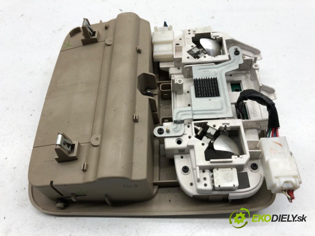 TOYOTA LAND CRUISER J12 samochód terenowy zamknięty 2006 127 kW 3.0 D-4D (KDJ120, KDJ125, KDJ121) 2982 světlo stropní