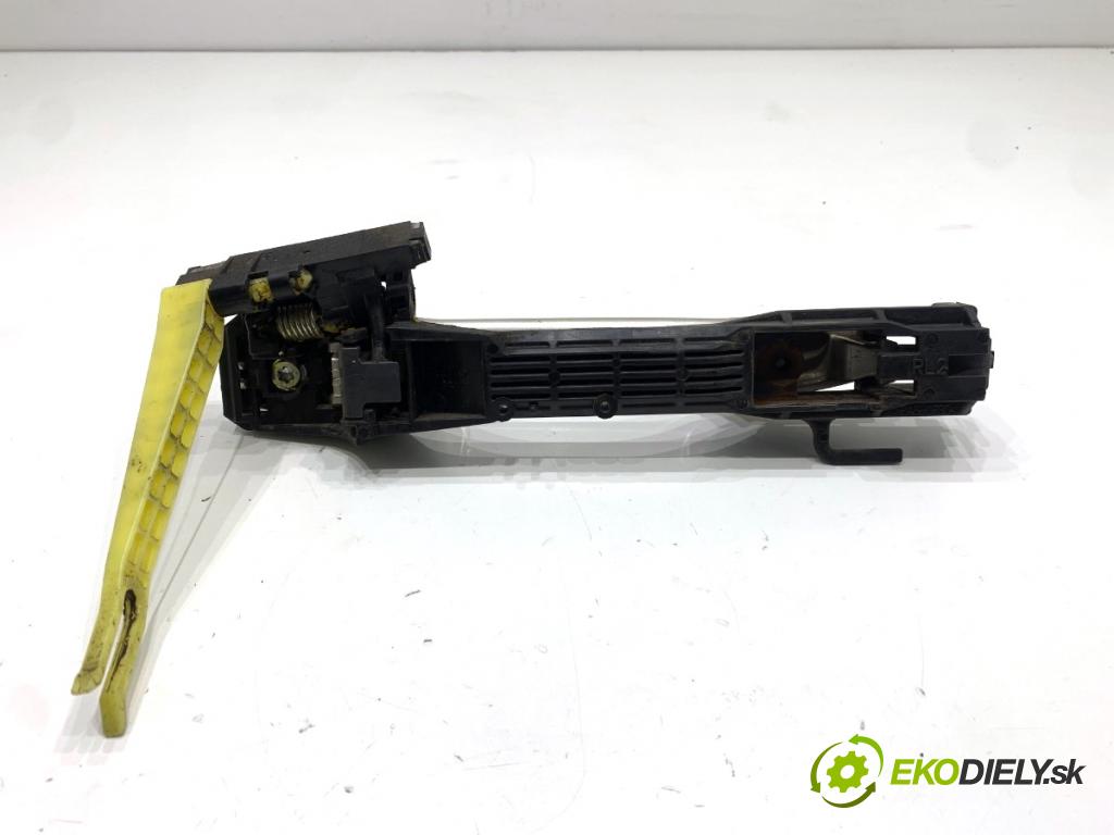 TOYOTA LAND CRUISER J12 samochód terenowy zamknięty 2006 127 kW 3.0 D-4D (KDJ120, KDJ125, KDJ121) 2982 klika vnejší levý zadní část