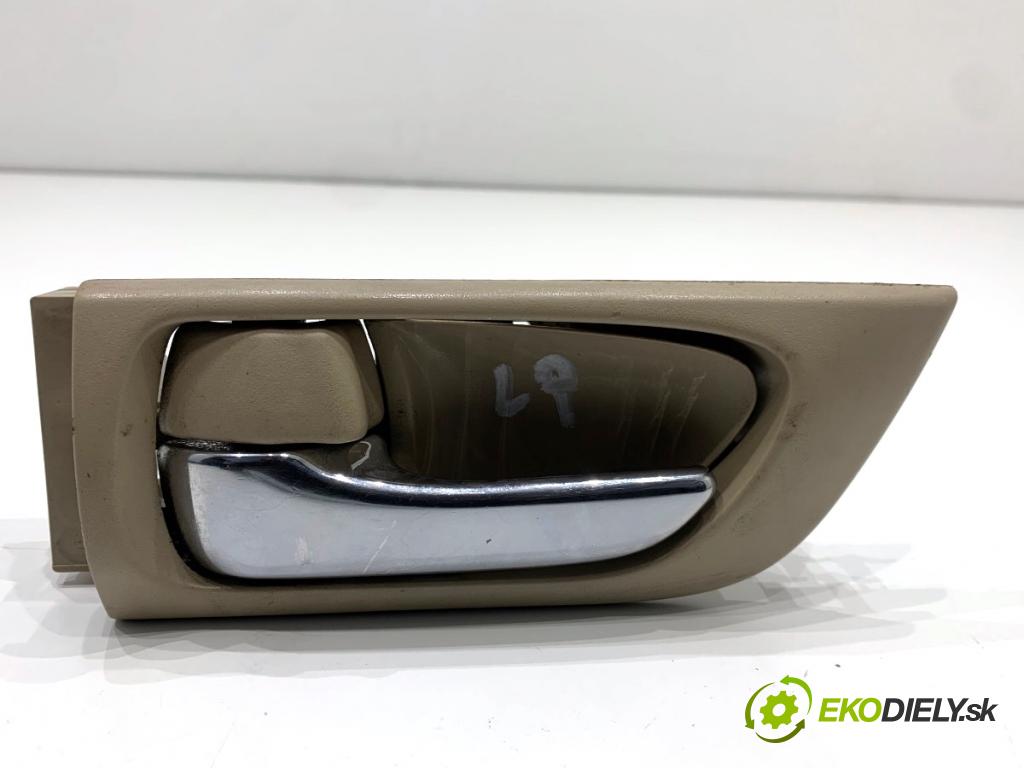 TOYOTA LAND CRUISER J12 samochód terenowy zamknięty 2006 127 kW 3.0 D-4D (KDJ120, KDJ125, KDJ121) 2982 klika vnitřní levý přední část 69274-494W0