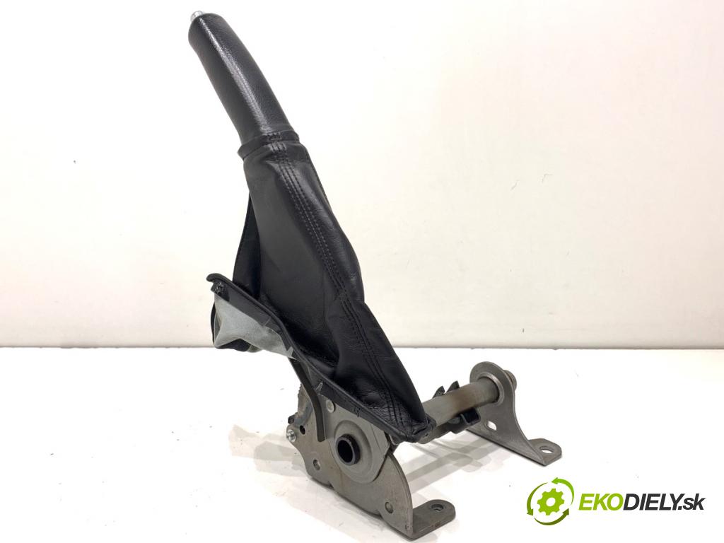 TOYOTA LAND CRUISER J12 samochód terenowy zamknięty 2006 127 kW 3.0 D-4D (KDJ120, KDJ125, KDJ121) 2982 Kulisa brzdy ručnej brzdy