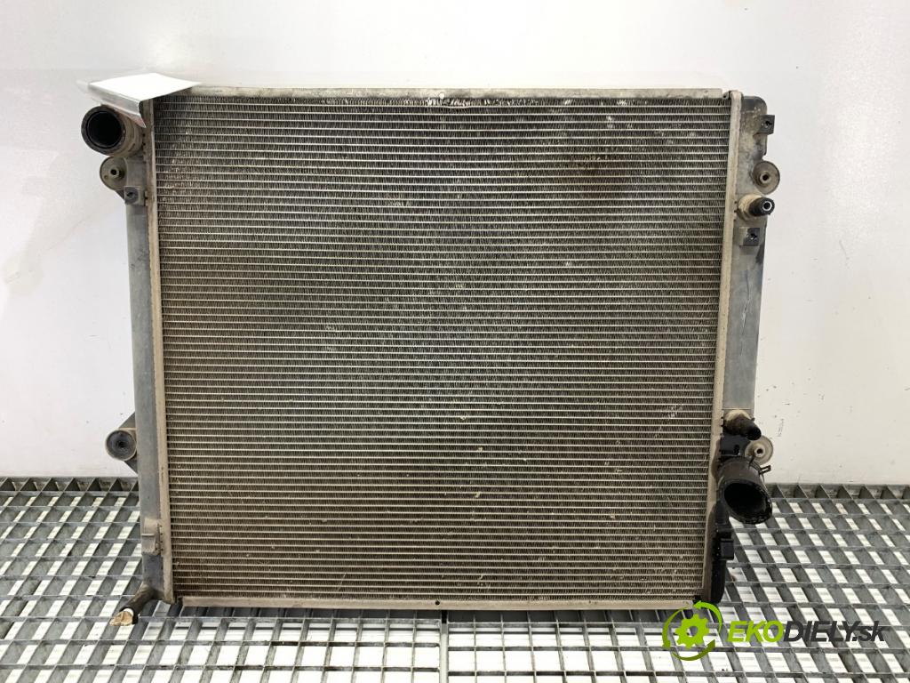 TOYOTA LAND CRUISER J12 samochód terenowy zamknięty 2006 127 kW 3.0 D-4D (KDJ120, KDJ125, KDJ121) 2982 chladič vody  (Vodní chladič)