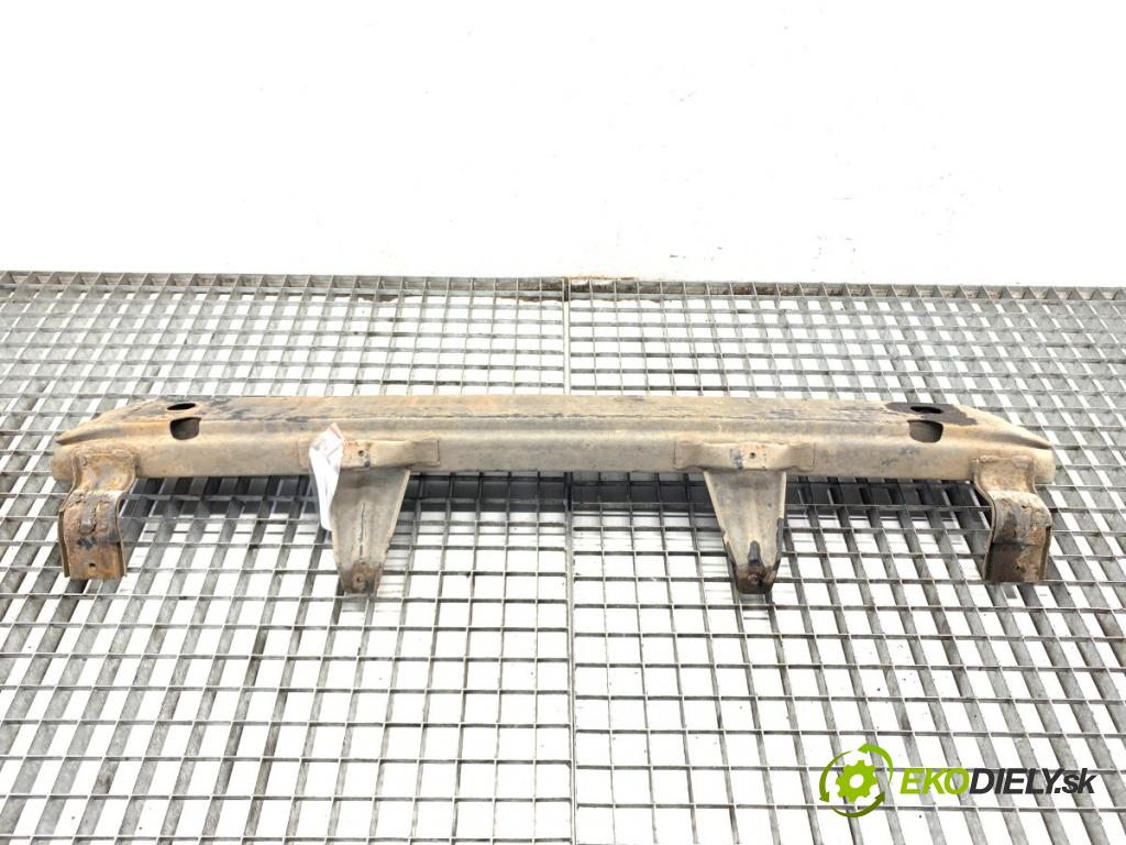 TOYOTA LAND CRUISER J12 samochód terenowy zamknięty 2006 127 kW 3.0 D-4D (KDJ120, KDJ125, KDJ121) 2982 Výstuha nárazníka predný  (Výstuha predná)