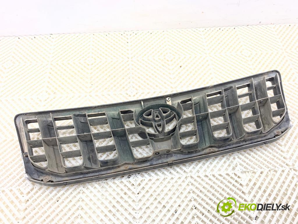 TOYOTA LAND CRUISER J12 samochód terenowy zamknięty 2006 127 kW 3.0 D-4D (KDJ120, KDJ125, KDJ121) 2982 Mriežka maska  (Mriežka predná (maska chladiča))