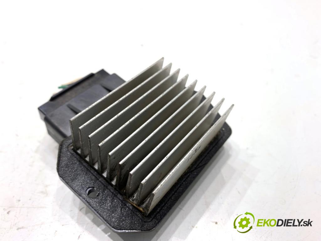 TOYOTA LAND CRUISER J12 samochód terenowy zamknięty 2006 127 kW 3.0 D-4D (KDJ120, KDJ125, KDJ121) 2982 odpor rezistor topení vzduchu 499300-2121 (Odpor topení)