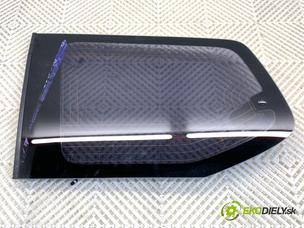 TOYOTA LAND CRUISER J12 samochód terenowy zamknięty 2006 127 kW 3.0 D-4D (KDJ120, KDJ125, KDJ121) 2982 okno levý zadní část dveří 