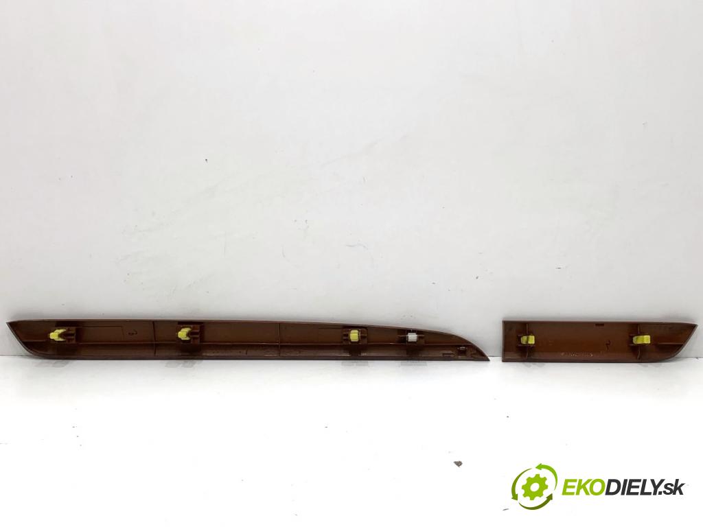 TOYOTA LAND CRUISER J12 samochód terenowy zamknięty 2006 127 kW 3.0 D-4D (KDJ120, KDJ125, KDJ121) 2982 lišty kryt 55461-60050 (Lišta)