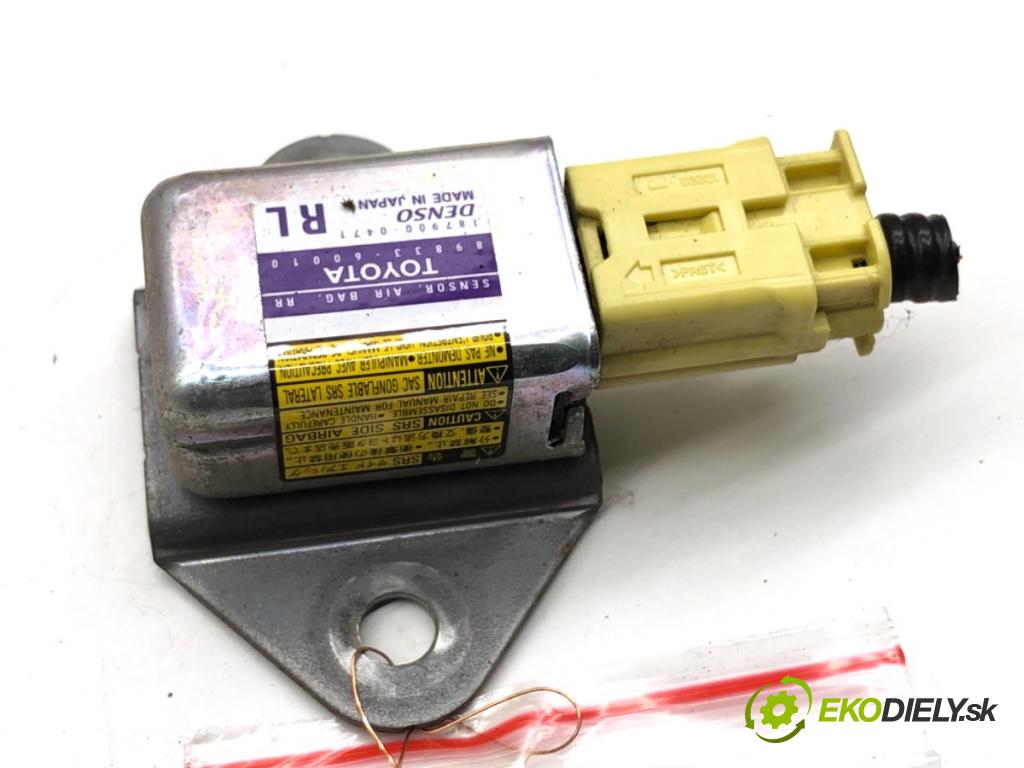 TOYOTA LAND CRUISER J12 samochód terenowy zamknięty 2006 127 kW 3.0 D-4D (KDJ120, KDJ125, KDJ121) 2982 snímač nárazu 89833-60010 (Snímač nárazu)