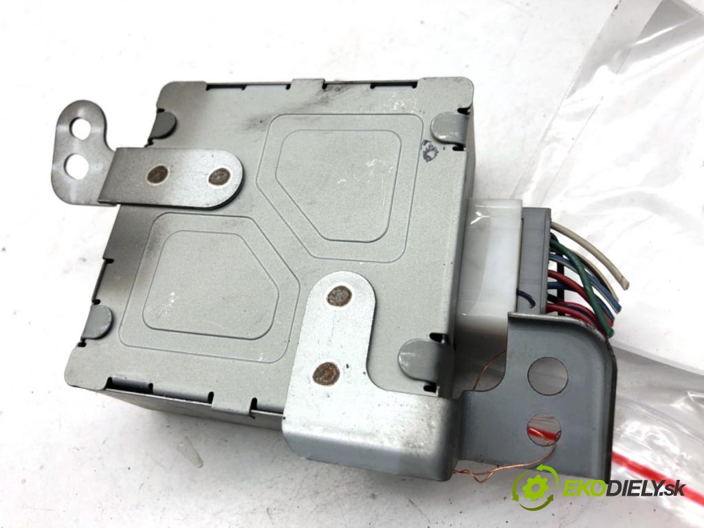 TOYOTA LAND CRUISER J12 samochód terenowy zamknięty 2006 127 kW 3.0 D-4D (KDJ120, KDJ125, KDJ121) 2982 modul řídící jednotka 89878-60040 (Řídící jednotka ostatní)