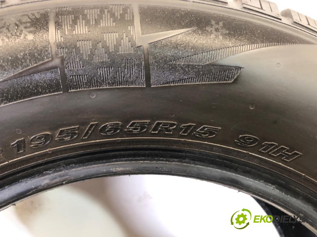 --- ---      PNEUMATIKA: zima 2X 195/65 15" NEXEN