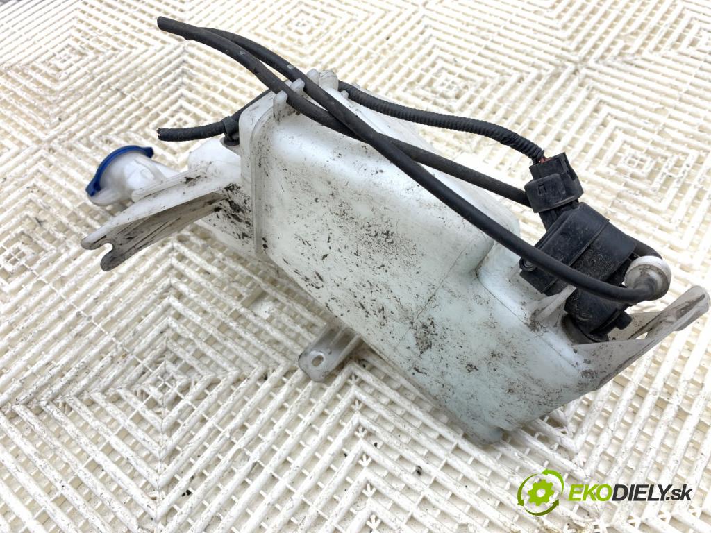 KIA CEED Kombi 2016 100 kW 1.6 CRDi 136 1582 Nádržka ostrekovačov 98610-A2000