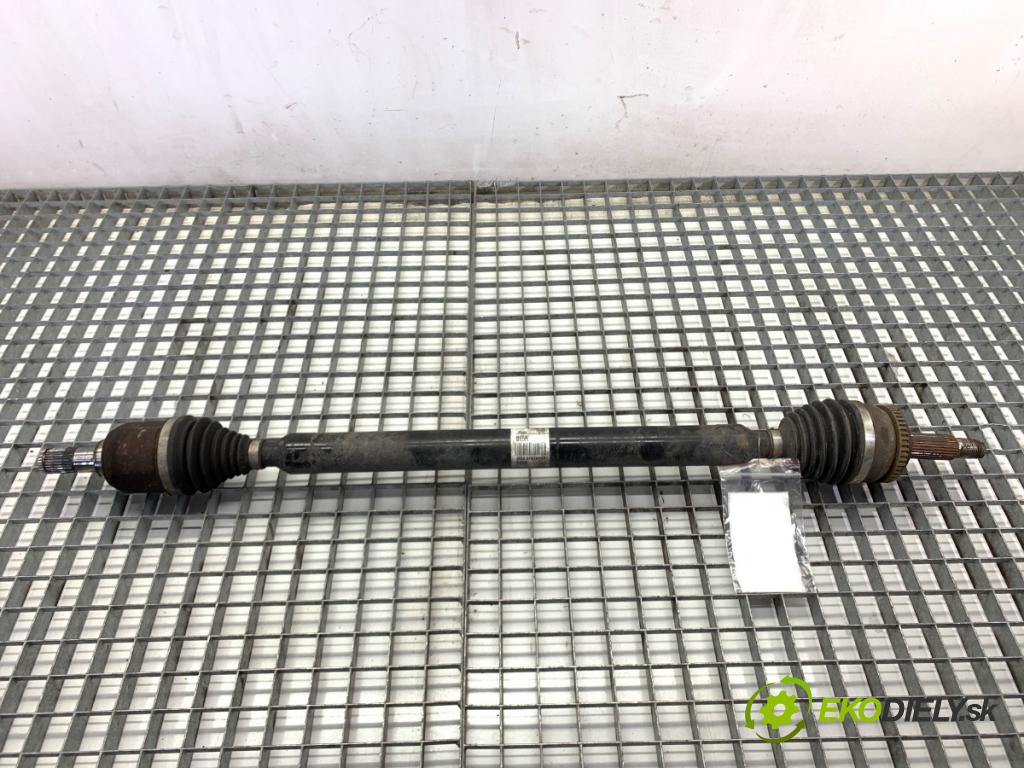 KIA CEED Kombi 2016 100 kW 1.6 CRDi 136 1582 Poloos pravy predný 49501A6500