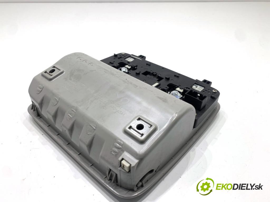 KIA CEED Kombi 2016 100 kW 1.6 CRDi 136 1582 Svetlo stropné 92800-A50XX