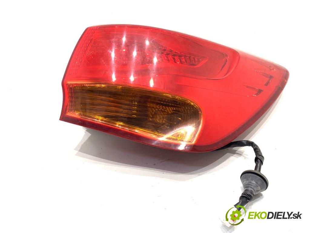 KIA CEED Kombi 2016 100 kW 1.6 CRDi 136 1582 světlo pravý zadní část 92402-A23