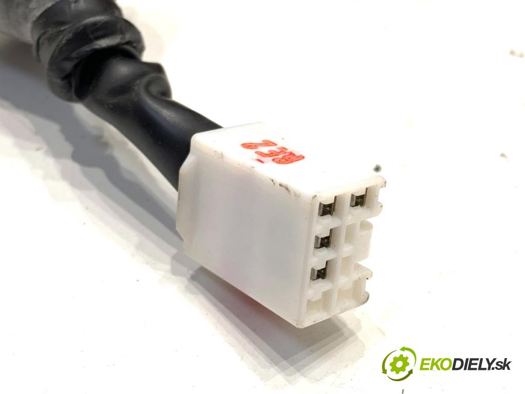 KIA CEED Kombi 2016 100 kW 1.6 CRDi 136 1582 světlo pravý zadní část 92402-A23