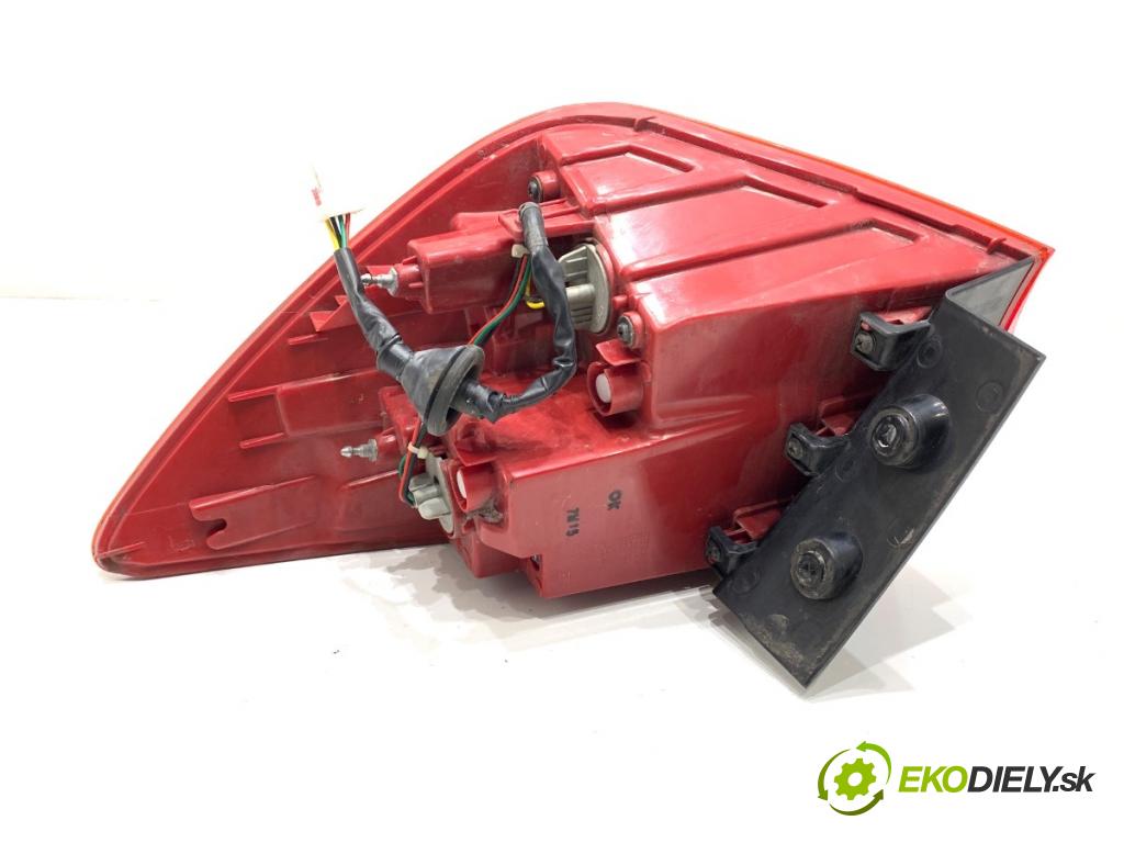 KIA CEED Kombi 2016 100 kW 1.6 CRDi 136 1582 Svetlo ľavy zad 92401-A23