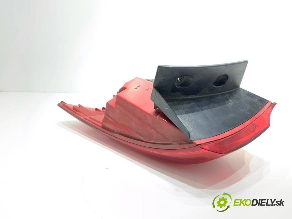 KIA CEED Kombi 2016 100 kW 1.6 CRDi 136 1582 Svetlo ľavy zad 92401-A23