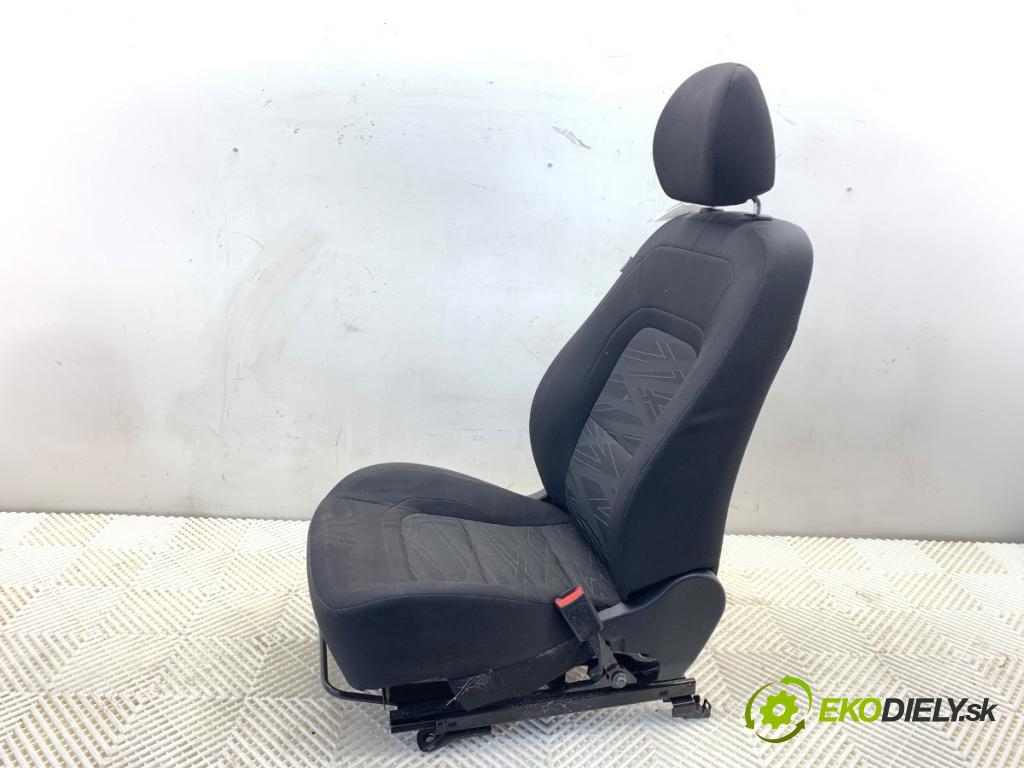 KIA CEED Kombi 2016 100 kW 1.6 CRDi 136 1582 Sedadlo pravy predný